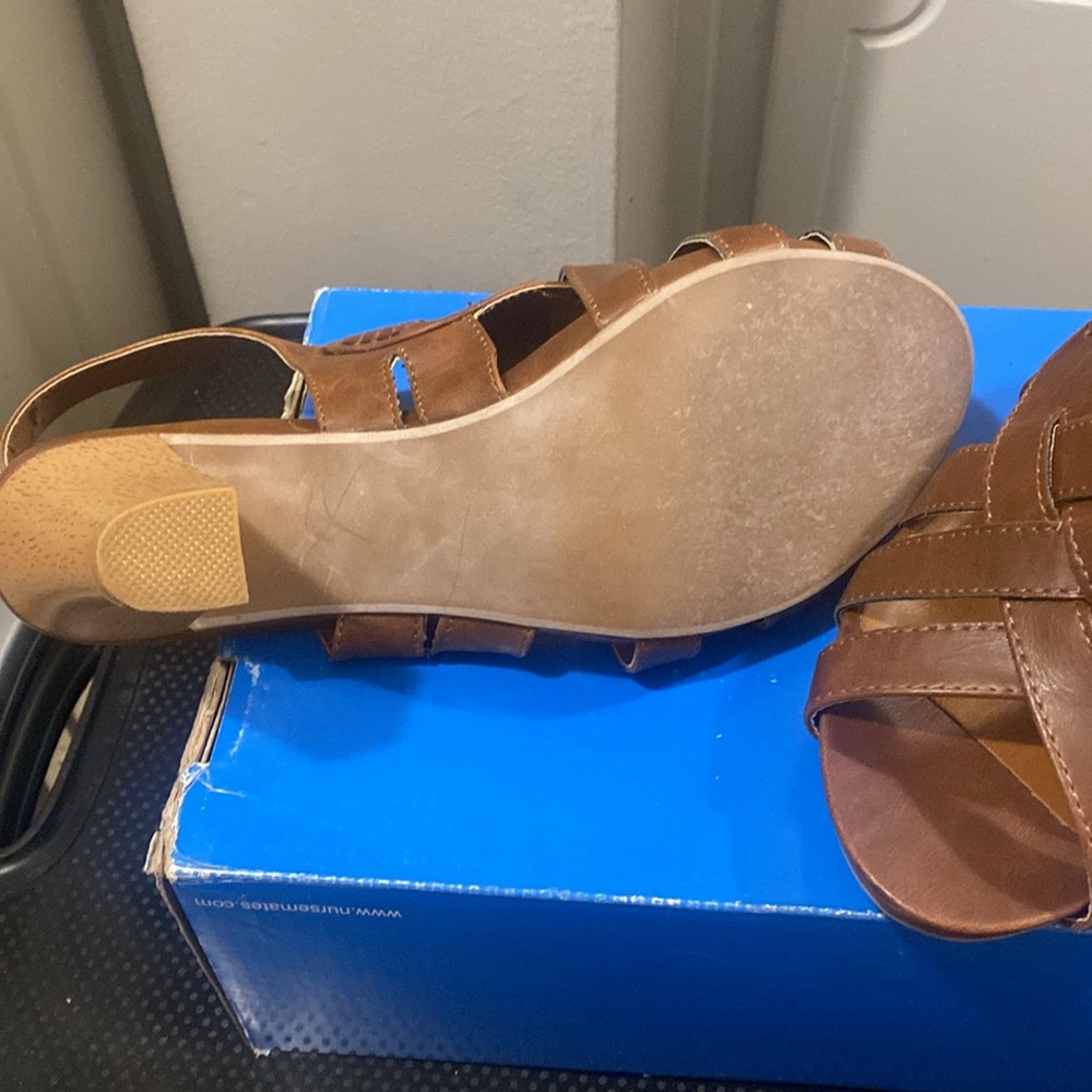 Open toe sandal - Picture 3 of 4